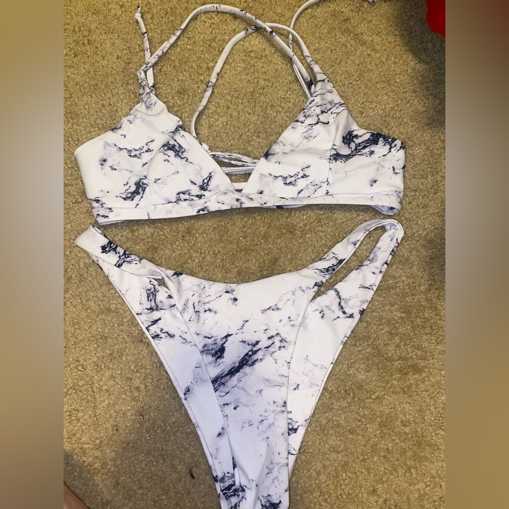 MARBLE BIKINI🩶